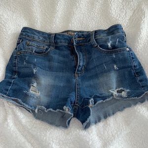 Arizona Jeans Co. mid-rise jean shorts. Size 5.
